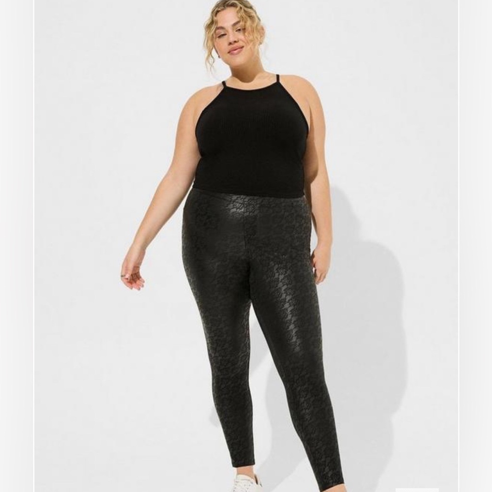 Torrid Full Length Printed Pocket Legging NWT